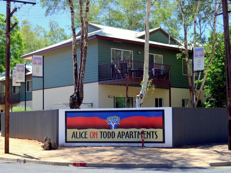 Alice On Todd Apartments Алис Спрингс Екстериор снимка
