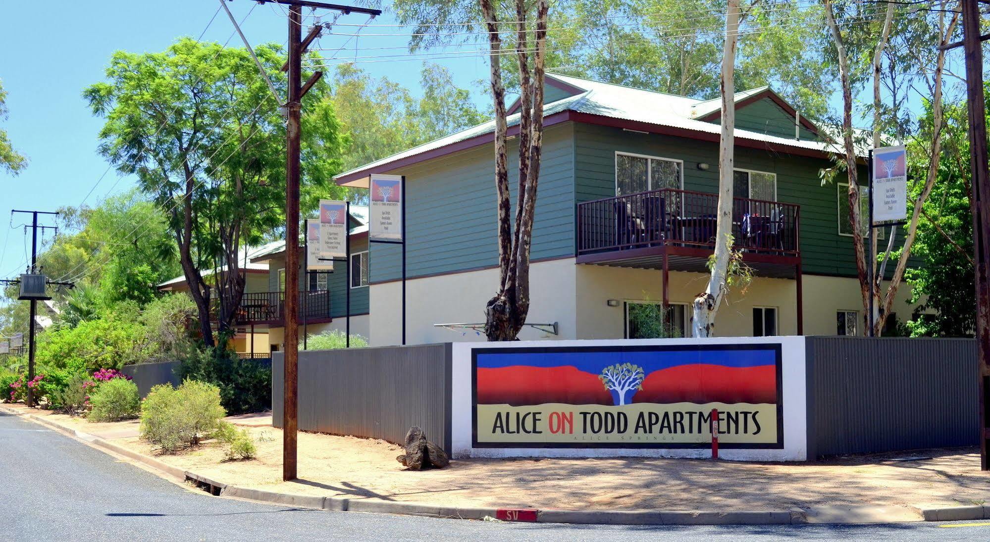 Alice On Todd Apartments Алис Спрингс Екстериор снимка